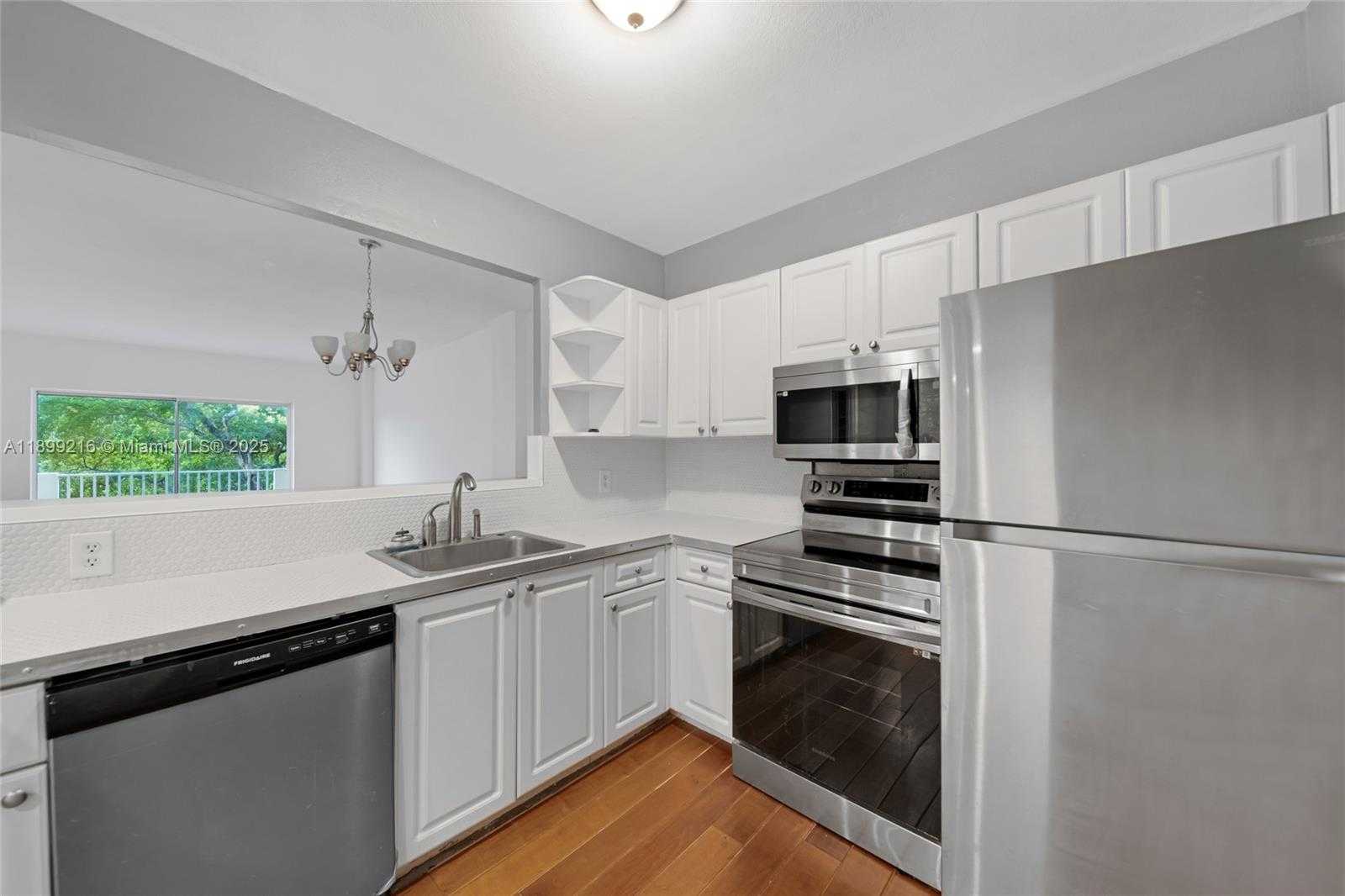 Small Image of 1455 NORTH TREASURE DR #3K, North Bay Village Number 3