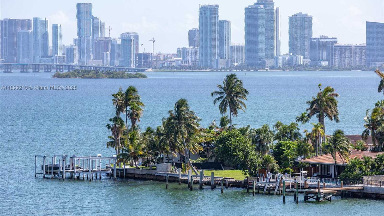 Small Image of 1455 NORTH TREASURE DR #3K, North Bay Village Number 31