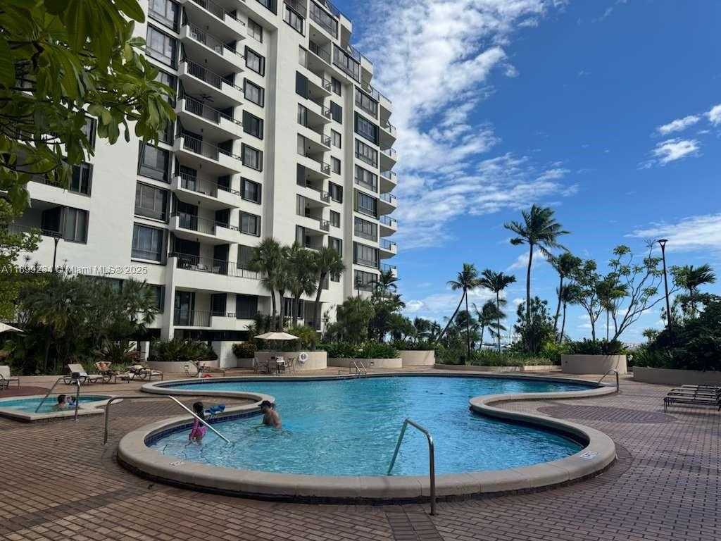 Small Image of 520 BRICKELL KEY DR #A802, Miami Number 19