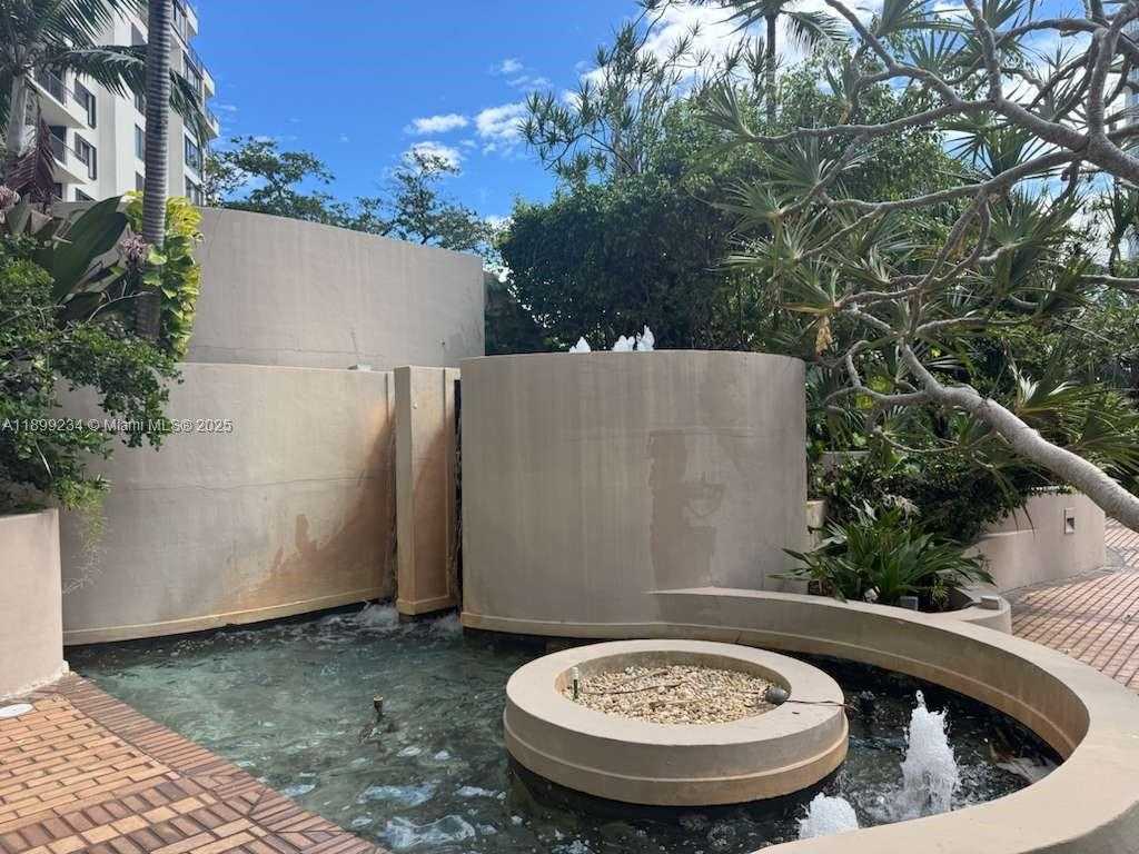 Small Image of 520 BRICKELL KEY DR #A802, Miami Number 24