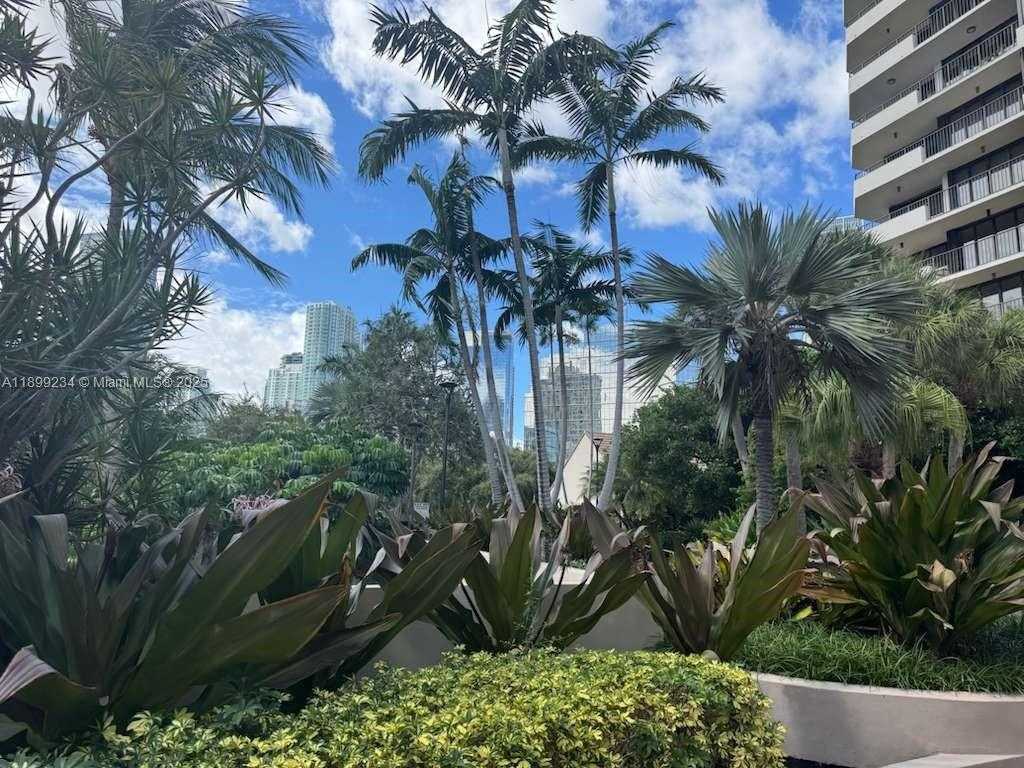 Small Image of 520 BRICKELL KEY DR #A802, Miami Number 28