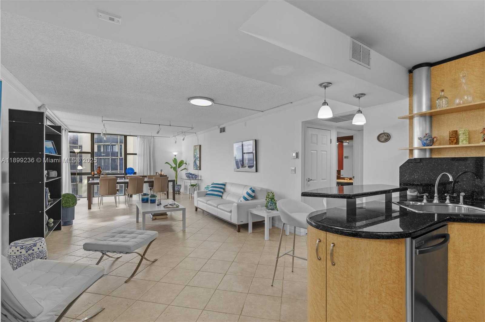 Small Image of 20379 WEST COUNTRY CLUB DR #2039, Aventura Number 10