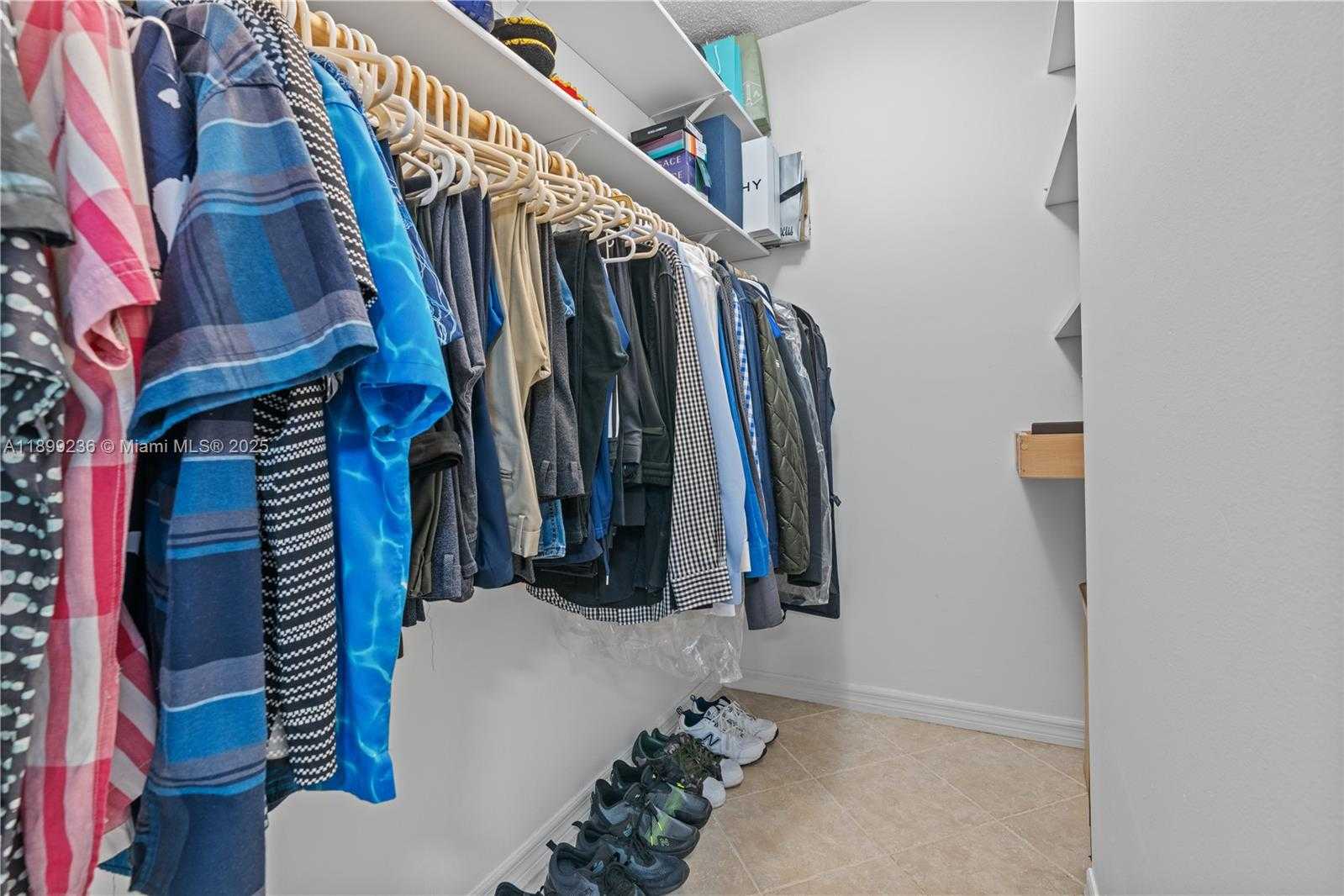 Small Image of 20379 WEST COUNTRY CLUB DR #2039, Aventura Number 17