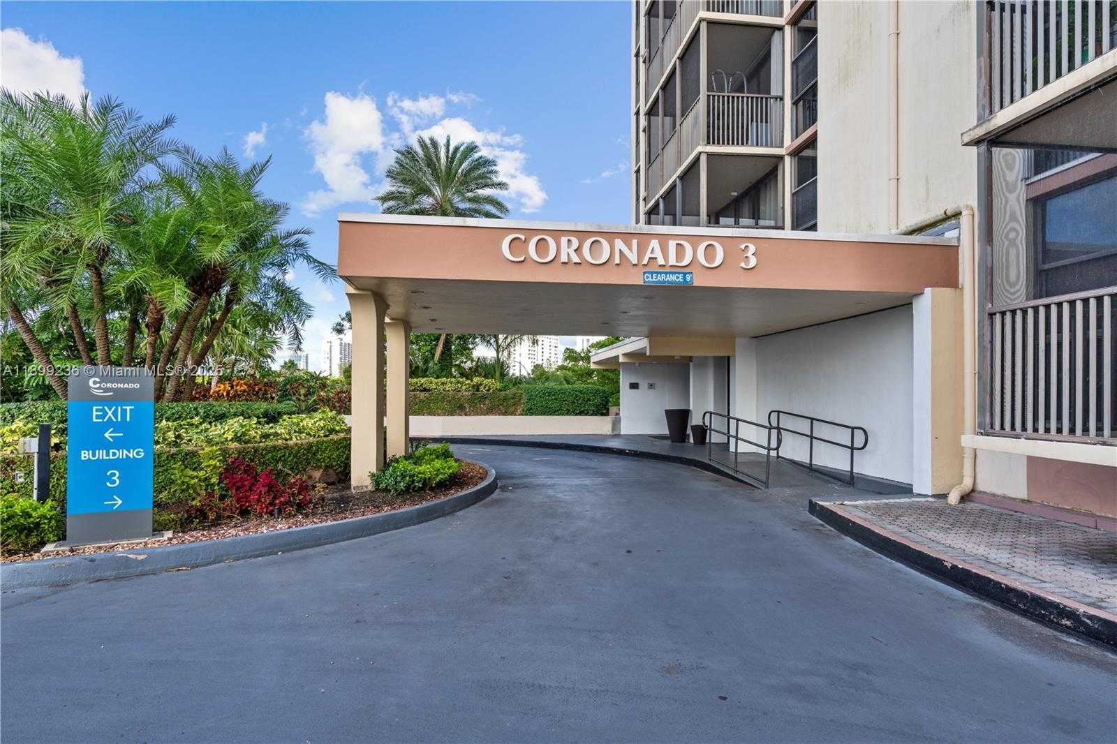 Small Image of 20379 WEST COUNTRY CLUB DR #2039, Aventura Number 24