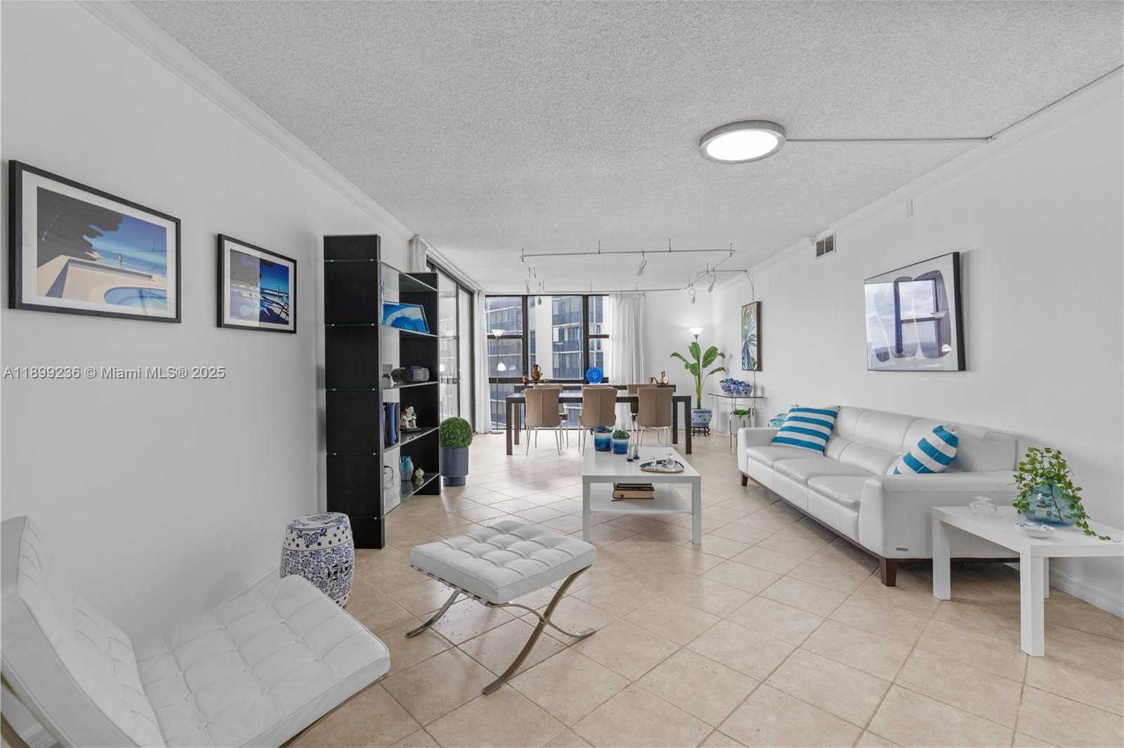 Small Image of 20379 WEST COUNTRY CLUB DR #2039, Aventura Number 4