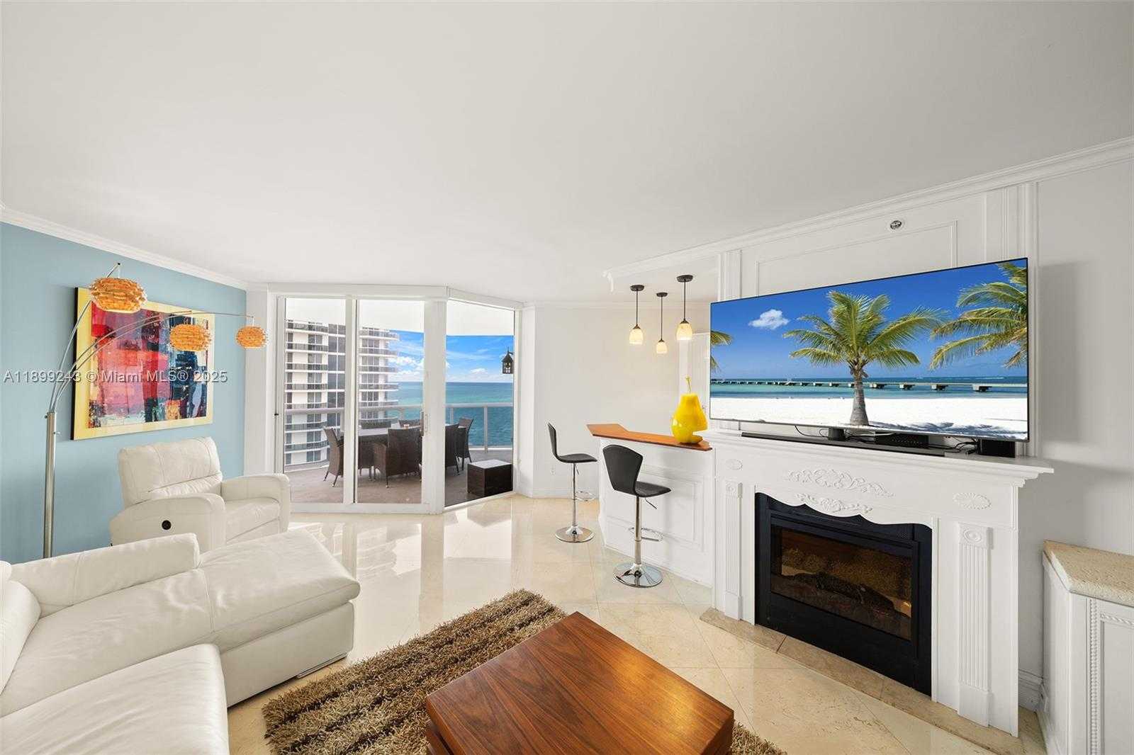 Small Image of 4775 COLLINS AVE #1708, Miami Beach Number 6