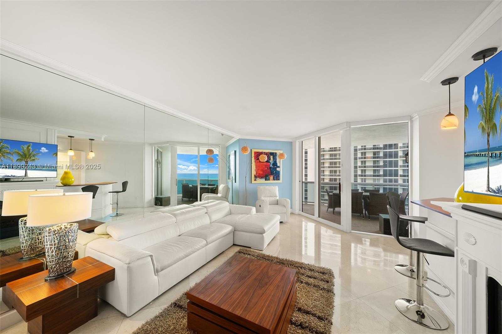 Small Image of 4775 COLLINS AVE #1708, Miami Beach Number 7