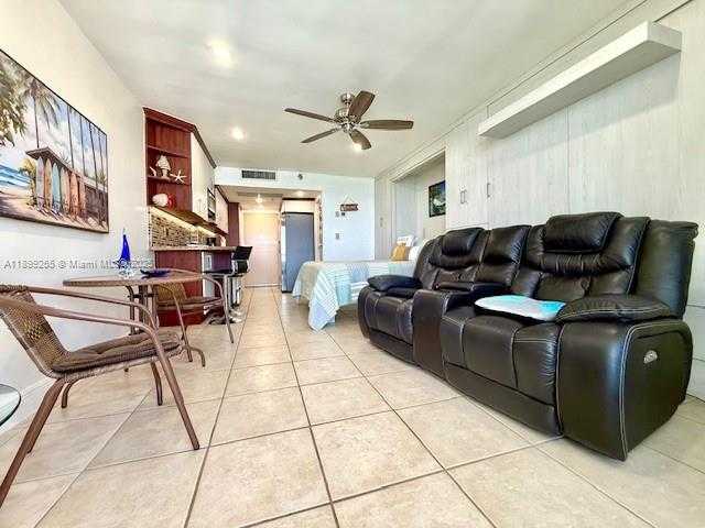 Small Image of 19201 COLLINS AVE #1147, Sunny Isles Beach Number 23