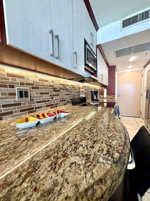 Small Image of 19201 COLLINS AVE #1147, Sunny Isles Beach Number 8