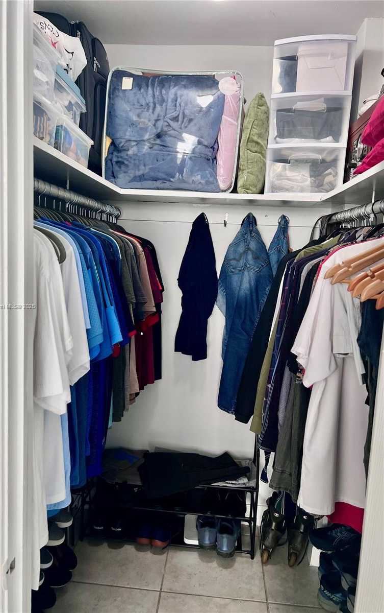 Small Image of 2016 BAY DR #203, Miami Beach Number 18