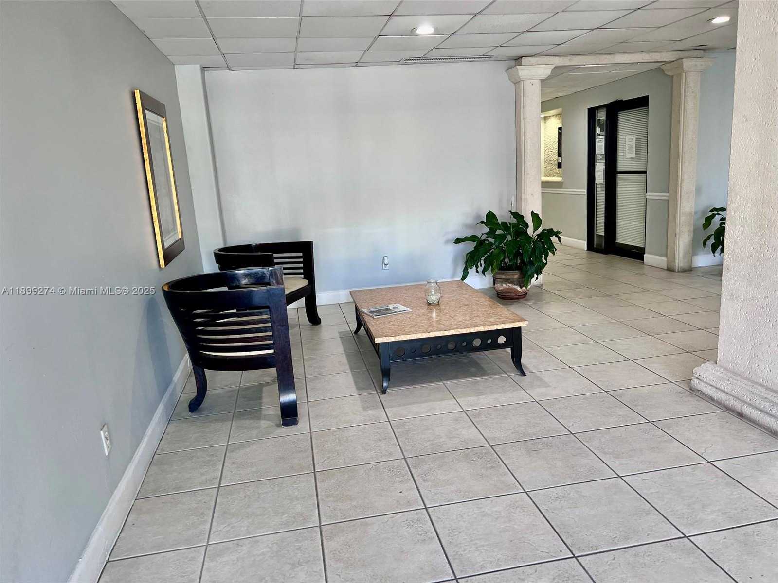 Small Image of 2016 BAY DR #203, Miami Beach Number 3