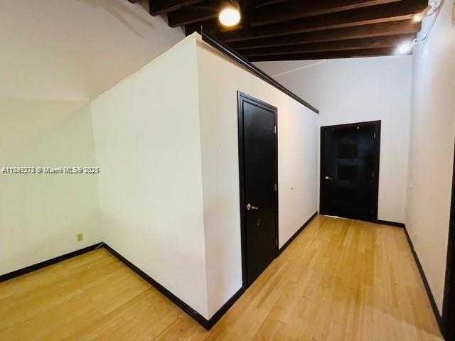 Small Image of 3911 FARRAGUT ST #3911, Hollywood Number 17