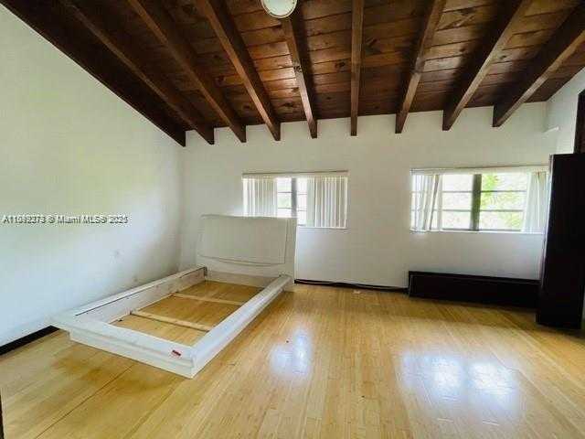 Small Image of 3911 FARRAGUT ST #3911, Hollywood Number 19
