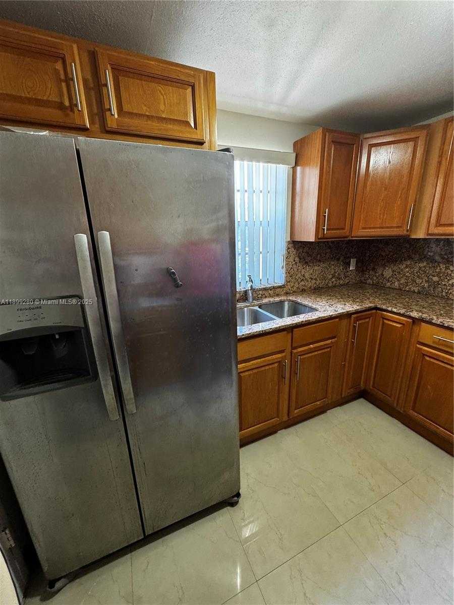 Small Image of 2025 NORTH EAST 164TH ST #316, North Miami Beach Number 10