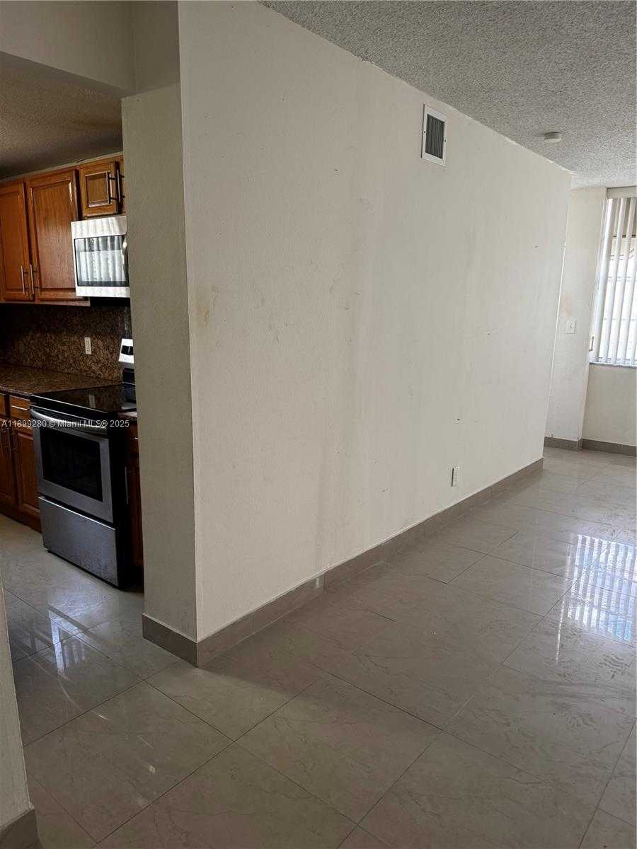 Small Image of 2025 NORTH EAST 164TH ST #316, North Miami Beach Number 12
