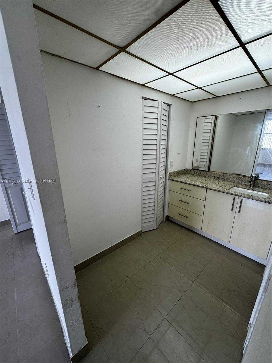 Small Image of 2025 NORTH EAST 164TH ST #316, North Miami Beach Number 18