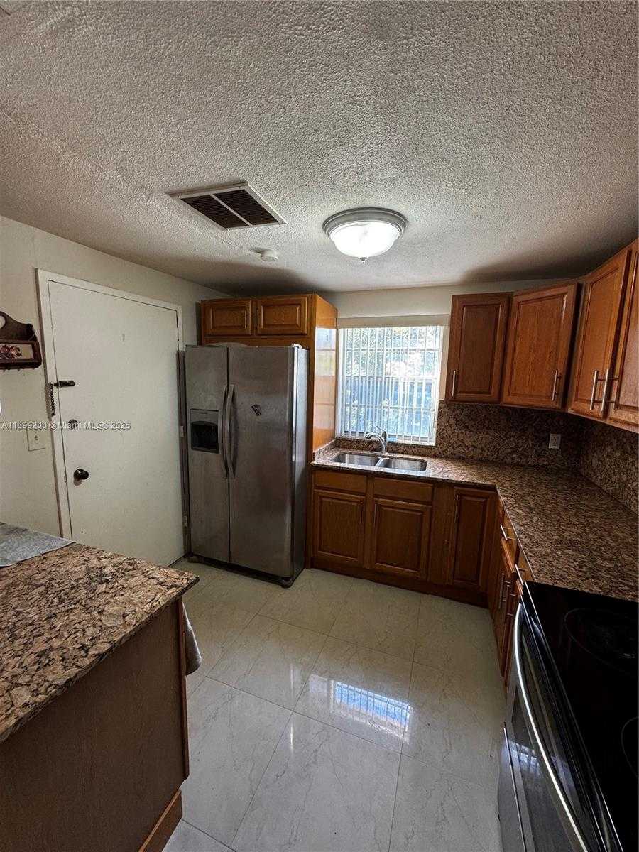 Small Image of 2025 NORTH EAST 164TH ST #316, North Miami Beach Number 7