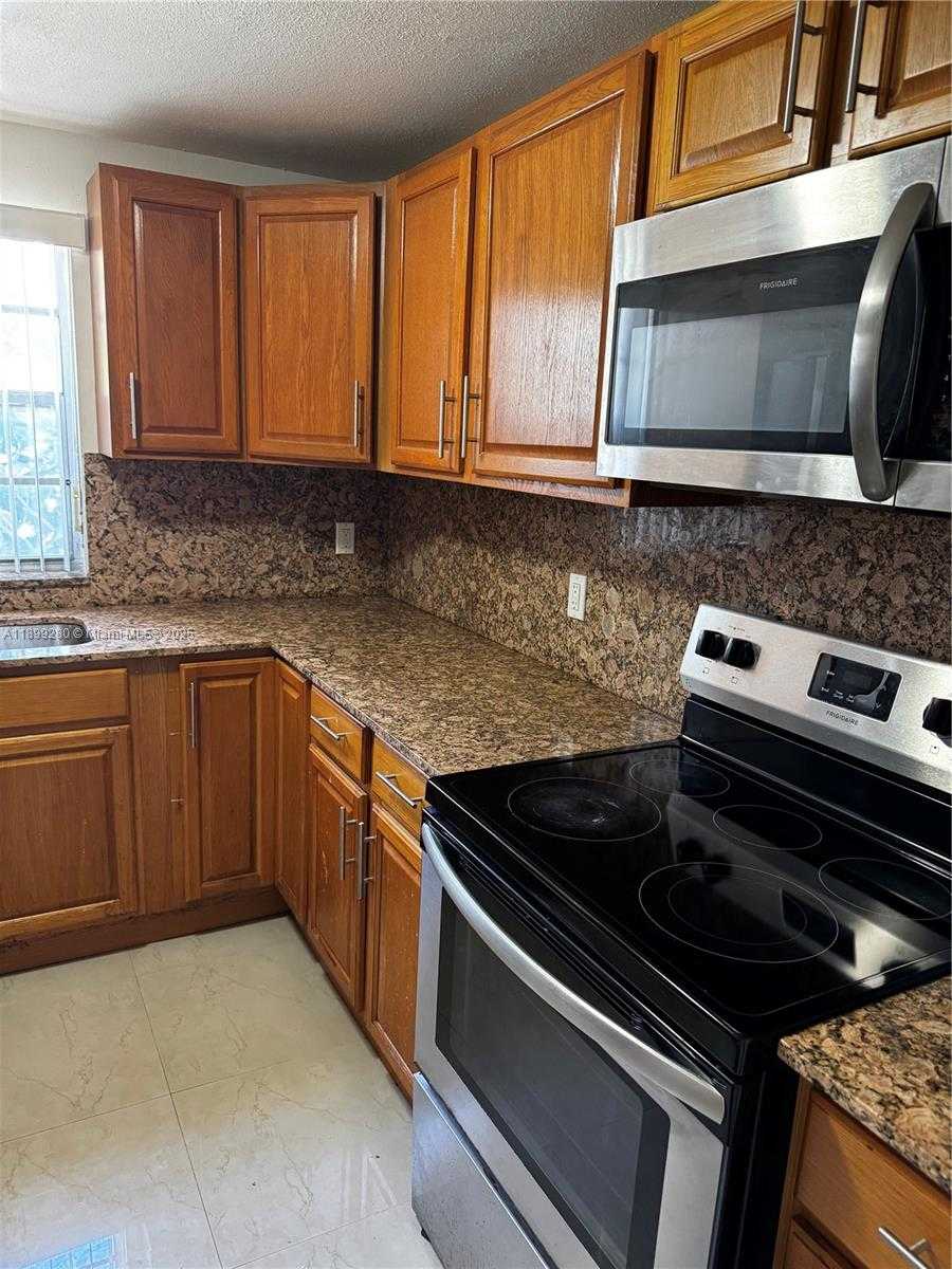 Small Image of 2025 NORTH EAST 164TH ST #316, North Miami Beach Number 8