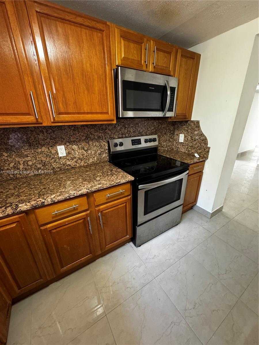 Small Image of 2025 NORTH EAST 164TH ST #316, North Miami Beach Number 9