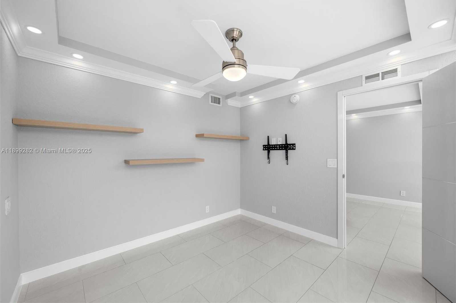 Small Image of 701 THREE ISLANDS BLVD #411, Hallandale Beach Number 14