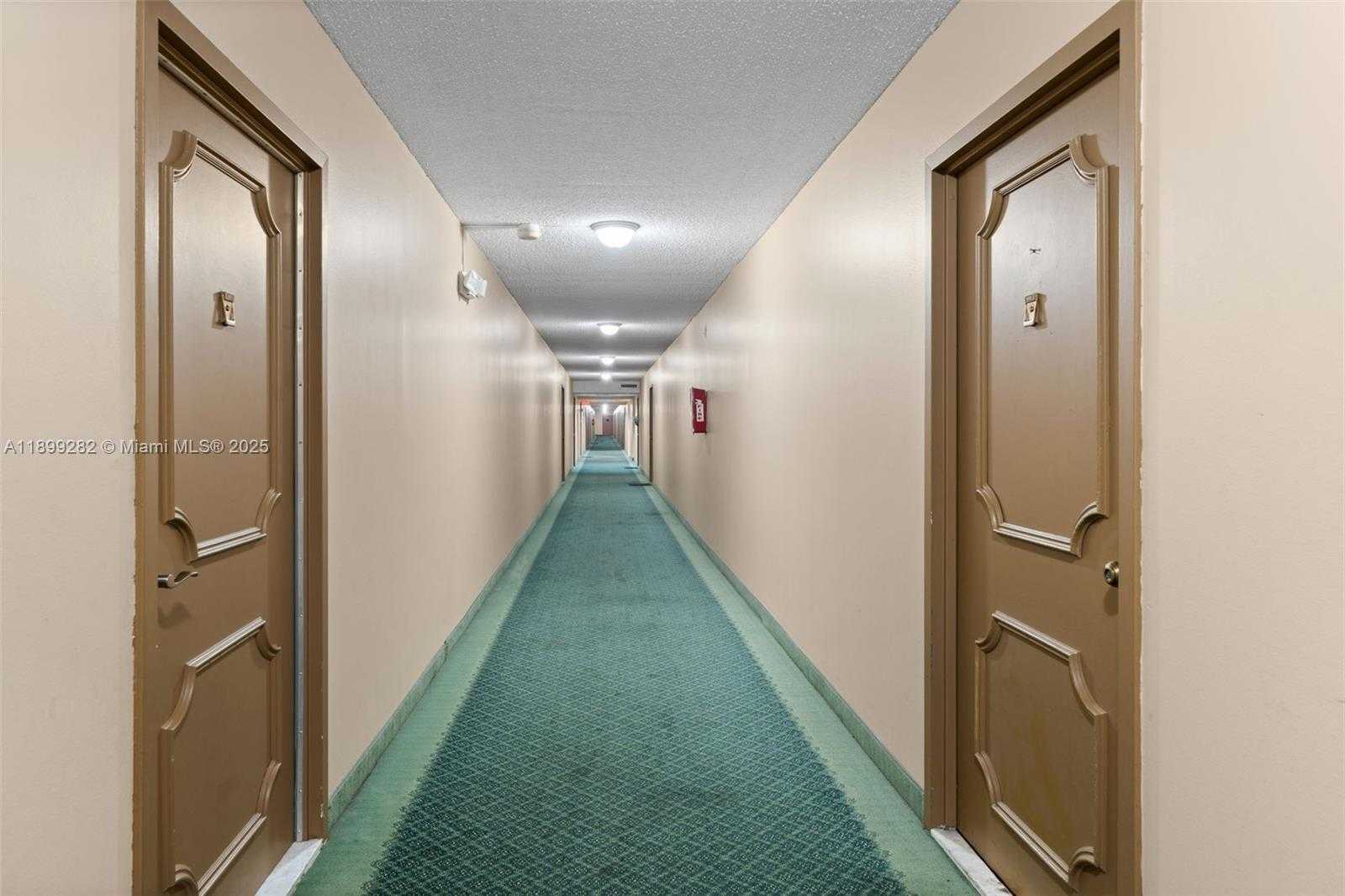 Small Image of 701 THREE ISLANDS BLVD #411, Hallandale Beach Number 25