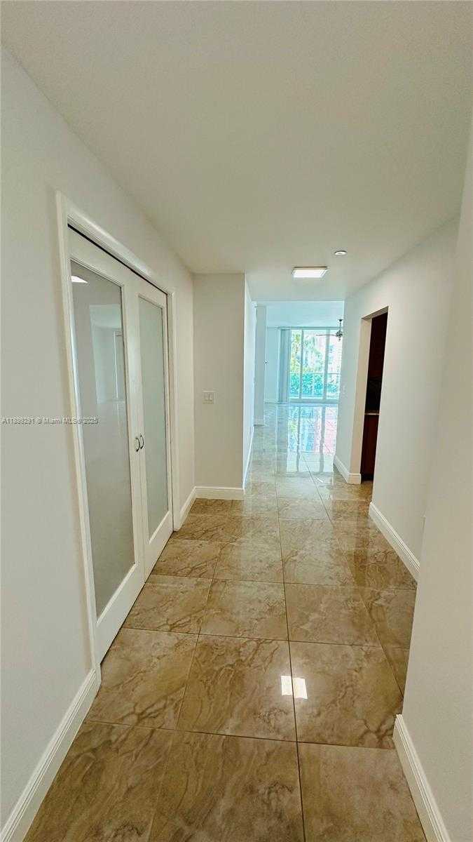 Small Image of 3340 NORTH EAST 190TH ST #403, Aventura Number 6
