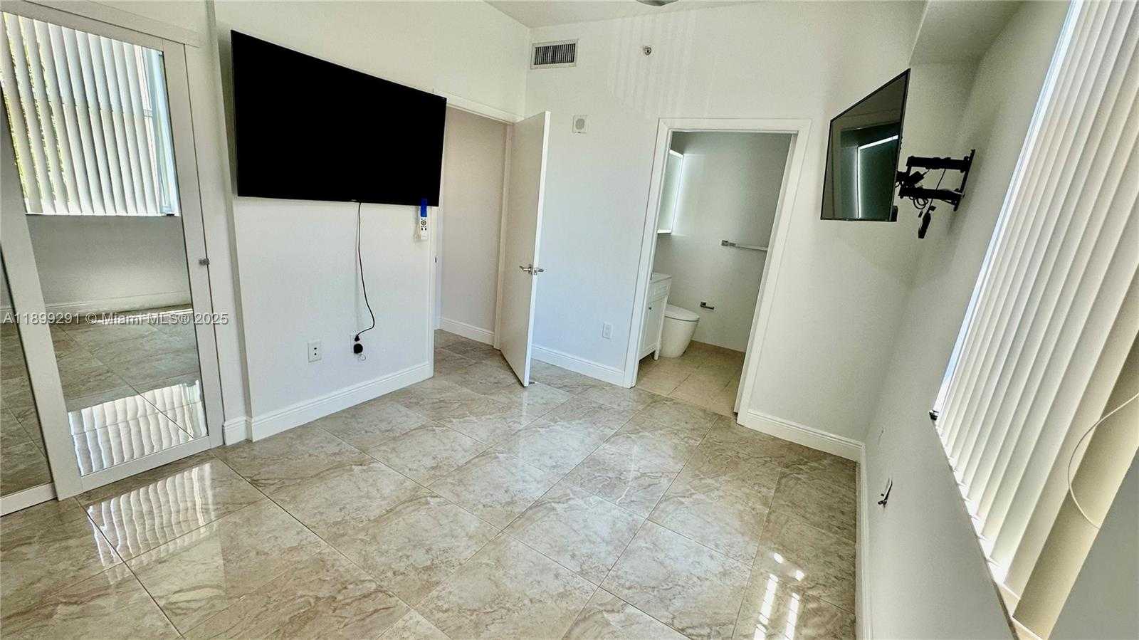 Small Image of 3340 NORTH EAST 190TH ST #403, Aventura Number 8