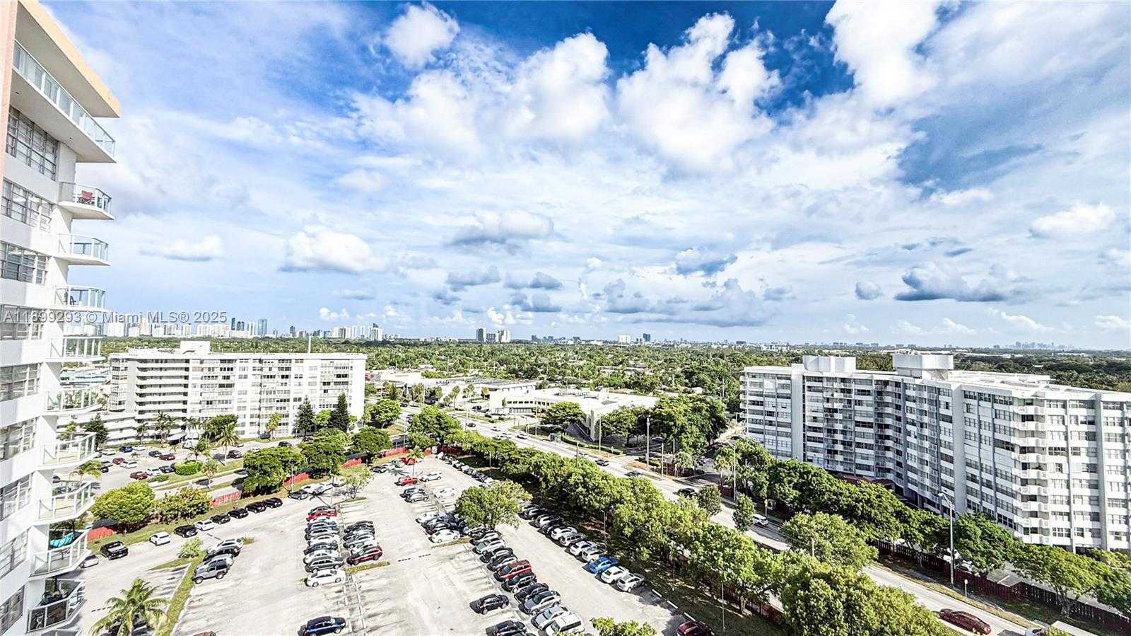 Small Image of 1351 NORTH EAST MIAMI GARDENS DR #1423E, Miami Number 7