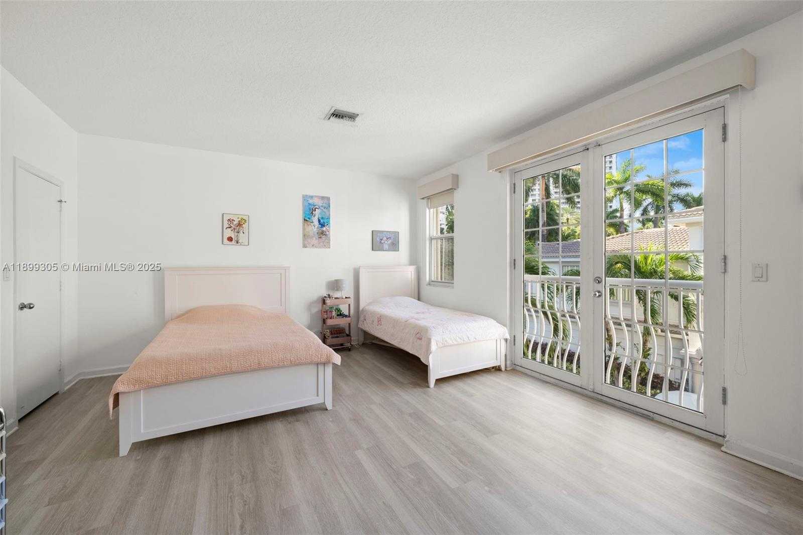 Small Image of 3745 NORTH EAST 214TH ST #37, Aventura Number 31