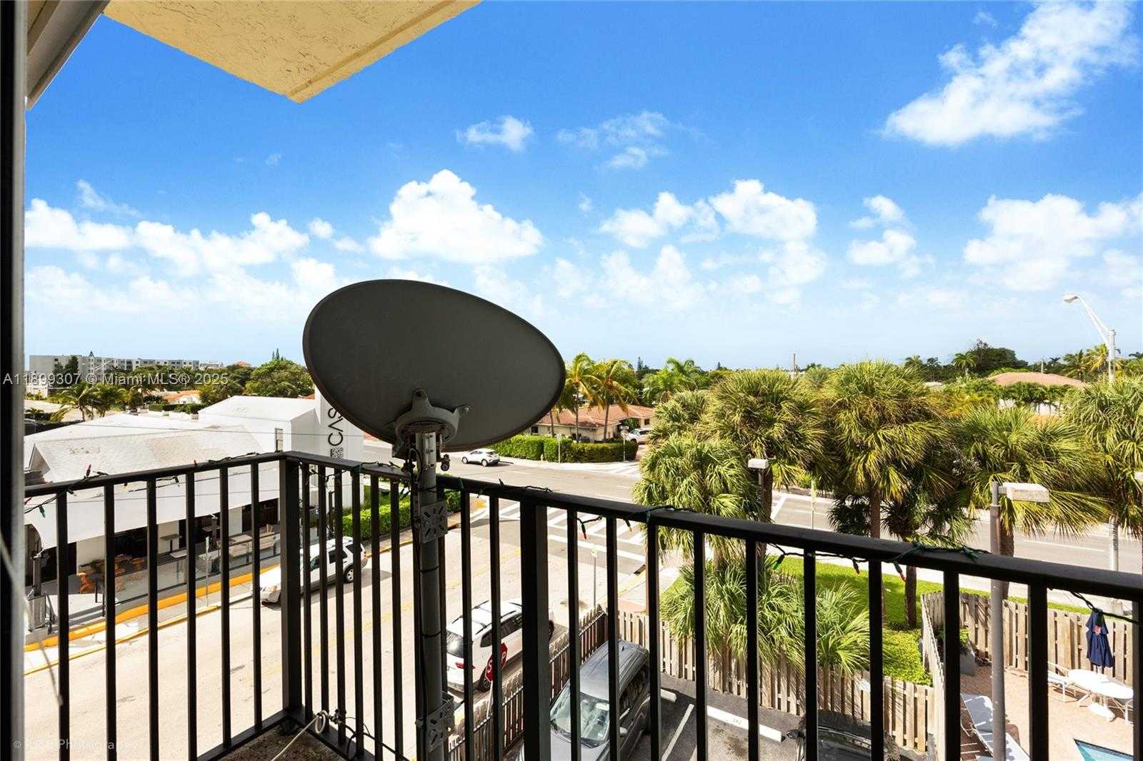 Small Image of 8900 COLLINS AVE #301, Surfside Number 11