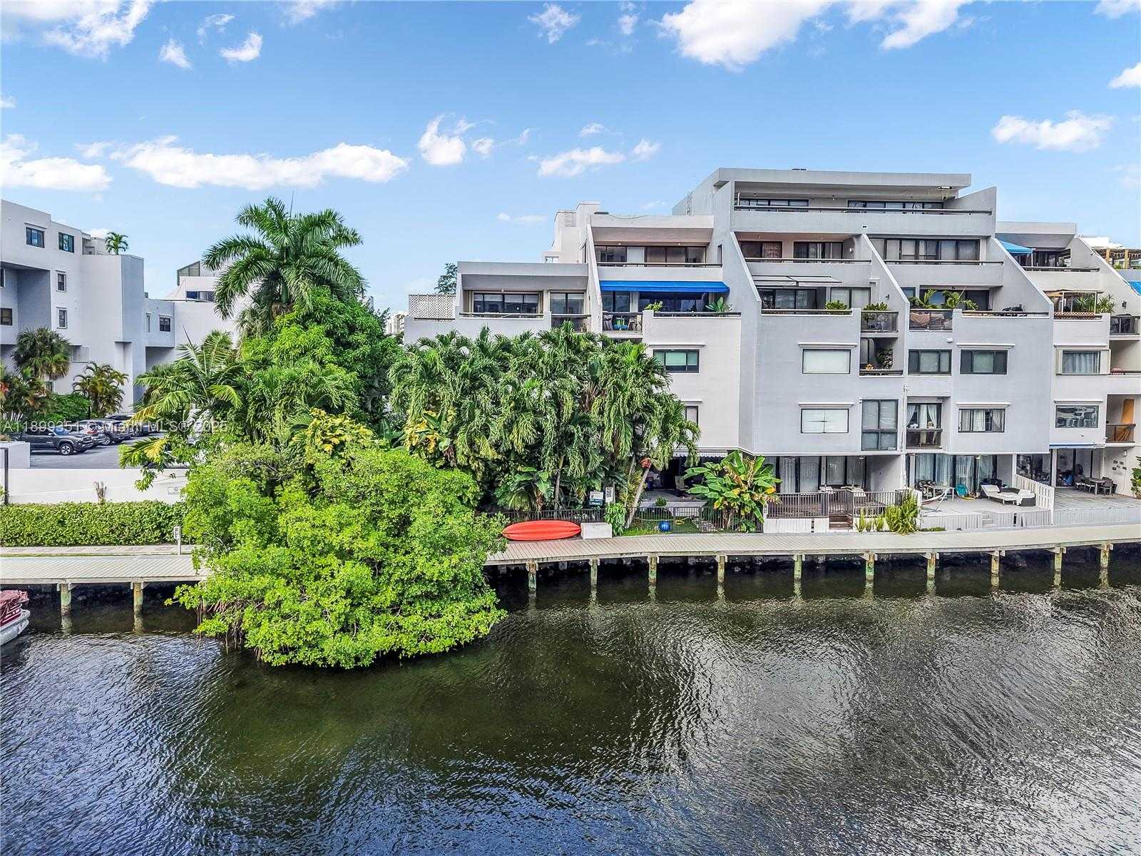 Small Image of 430 POINCIANA ISLAND DR #1710, Sunny Isles Beach Number 36