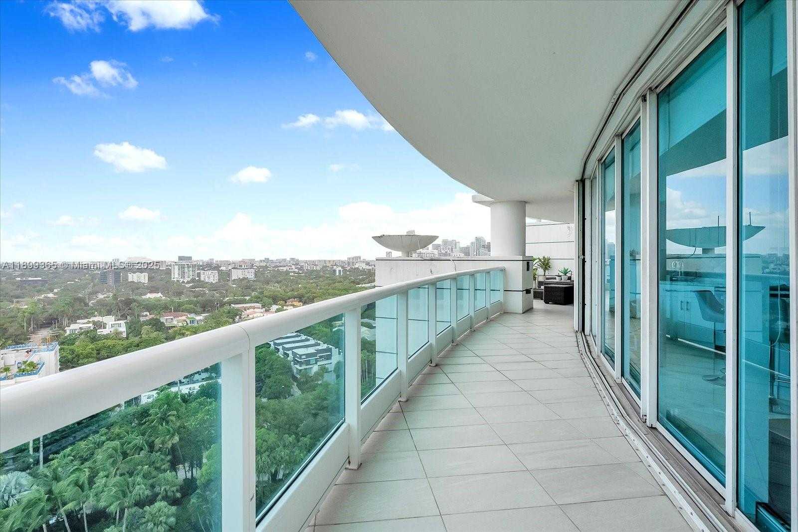 Small Image of 2127 BRICKELL AVE #2005, Miami Number 36