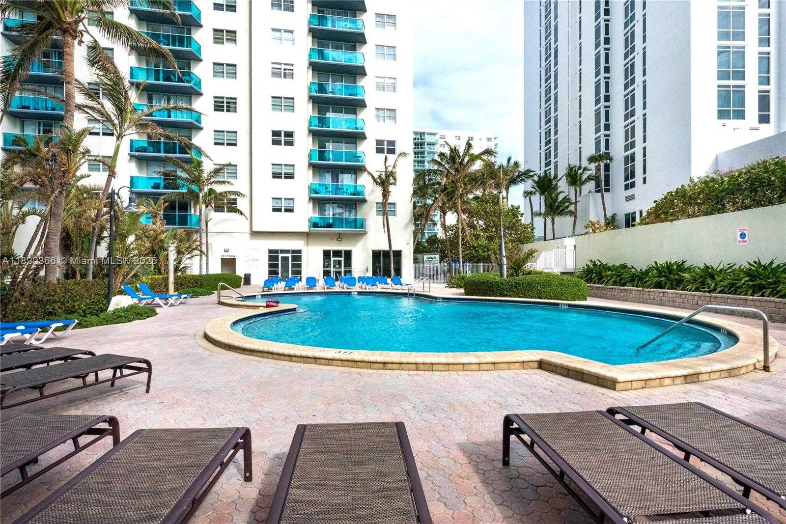 Small Image of 4001 SOUTH OCEAN DR #12K, Hollywood Number 11