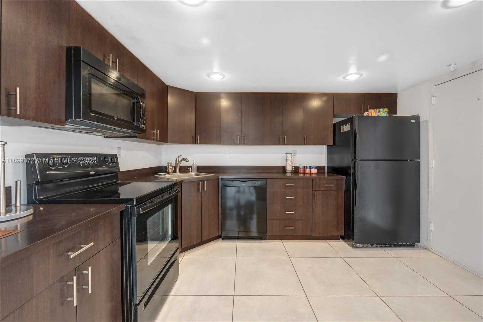 Small Image of 2750 NORTH EAST 183RD ST #804, Aventura Number 8