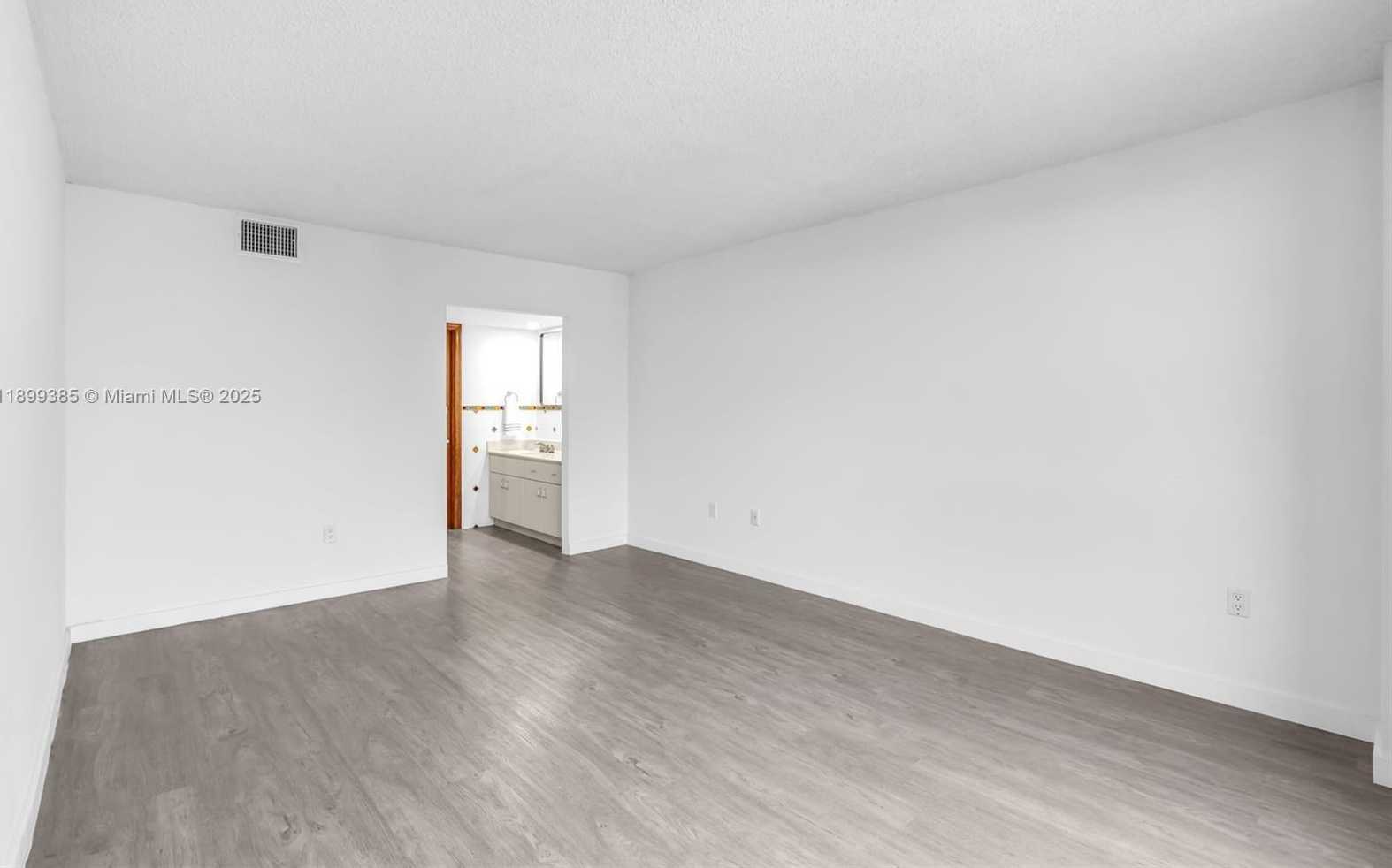 Small Image of 2333 BRICKELL AVE #PH208, Miami Number 20