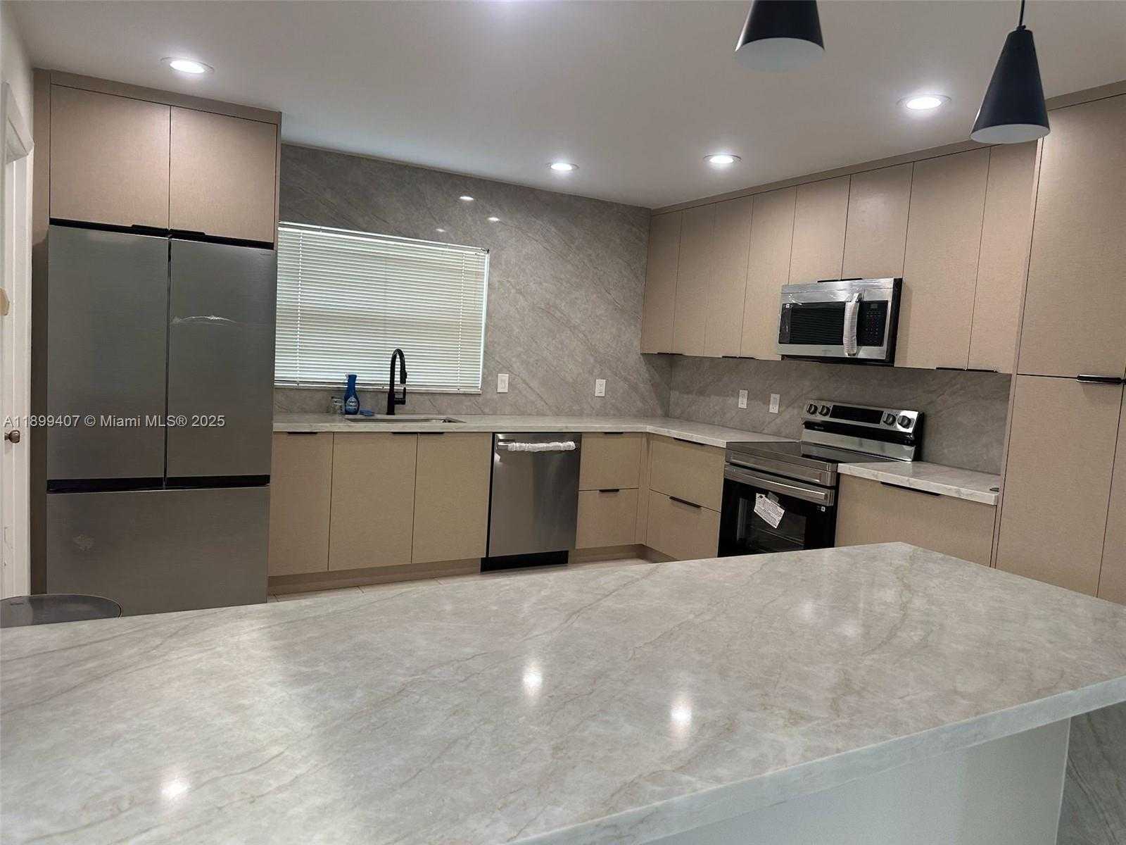 Small Image of 21686 ARRIBA REAL #40-A, Boca Raton Number 11