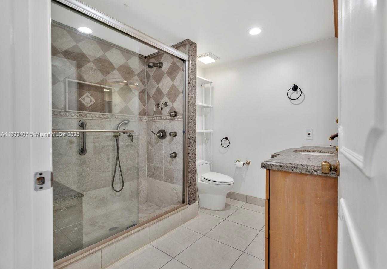 Small Image of 21686 ARRIBA REAL #40-A, Boca Raton Number 23