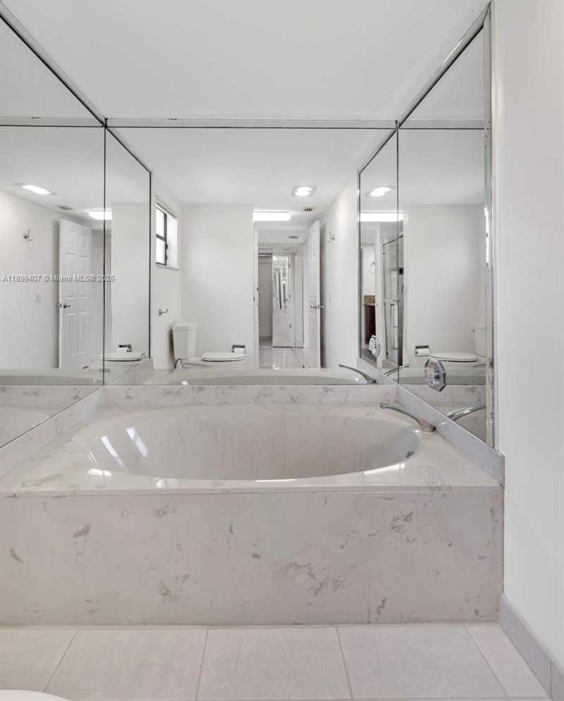 Small Image of 21686 ARRIBA REAL #40-A, Boca Raton Number 31