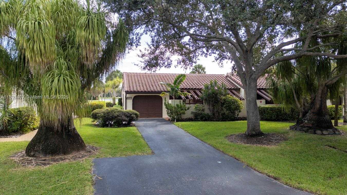 Small Image of 21686 ARRIBA REAL #40-A, Boca Raton Number 46