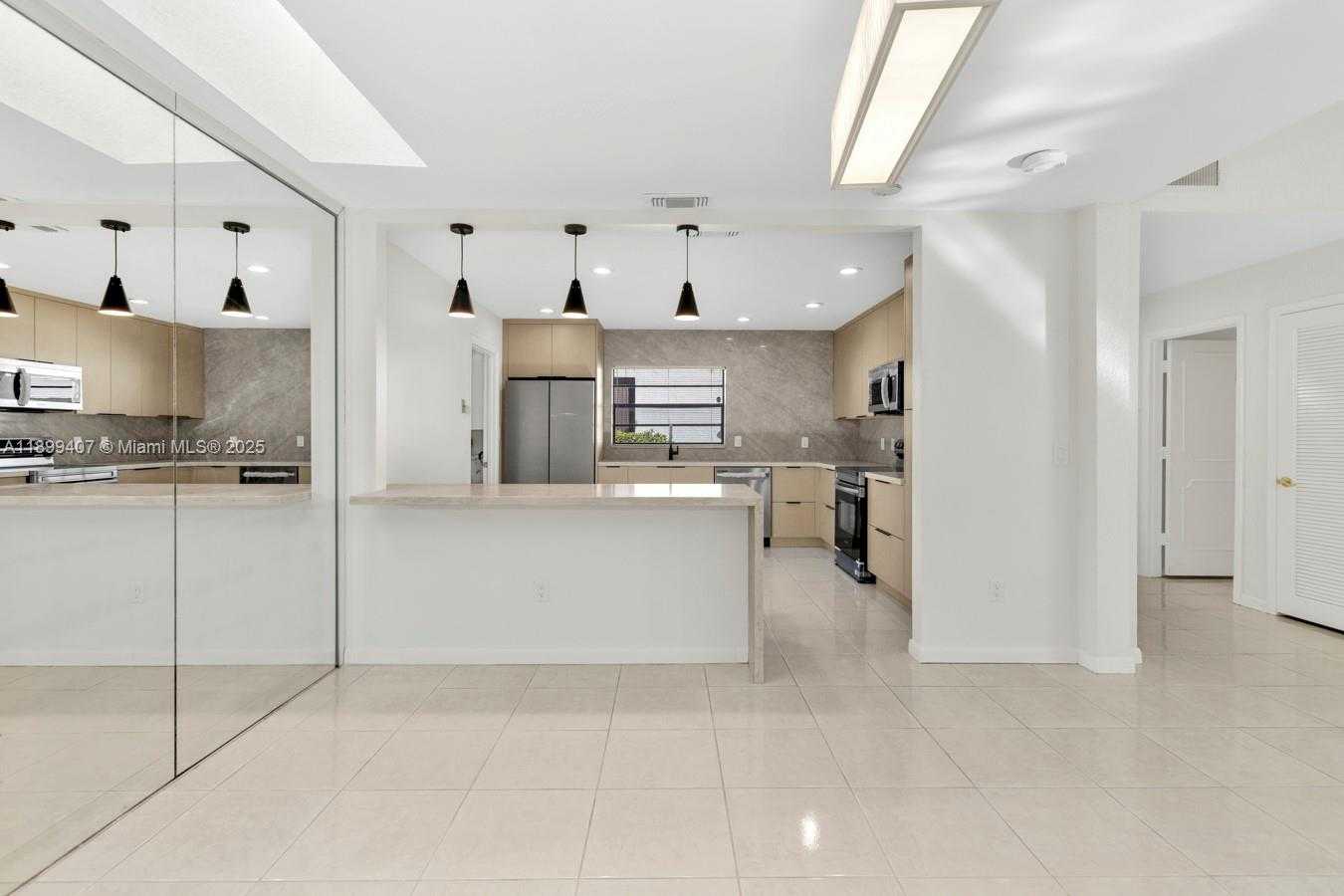 Small Image of 21686 ARRIBA REAL #40-A, Boca Raton Number 8