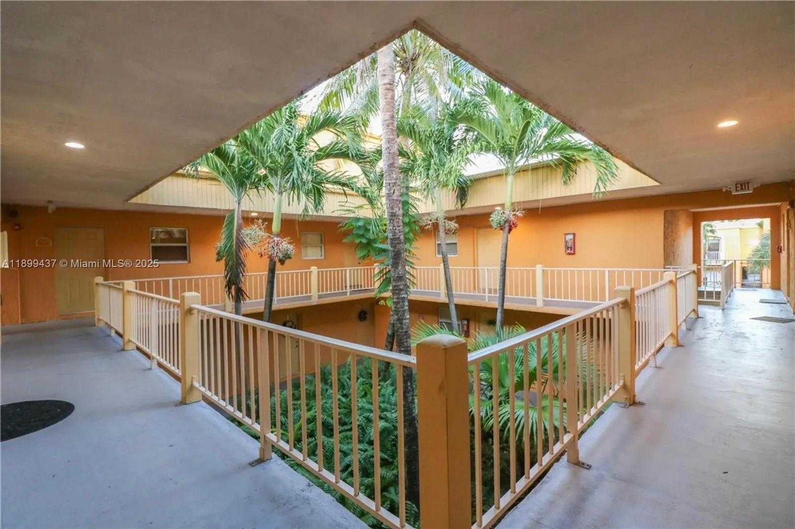 Small Image of 18111 NORTH WEST 68TH AVE #F203, Hialeah Number 12