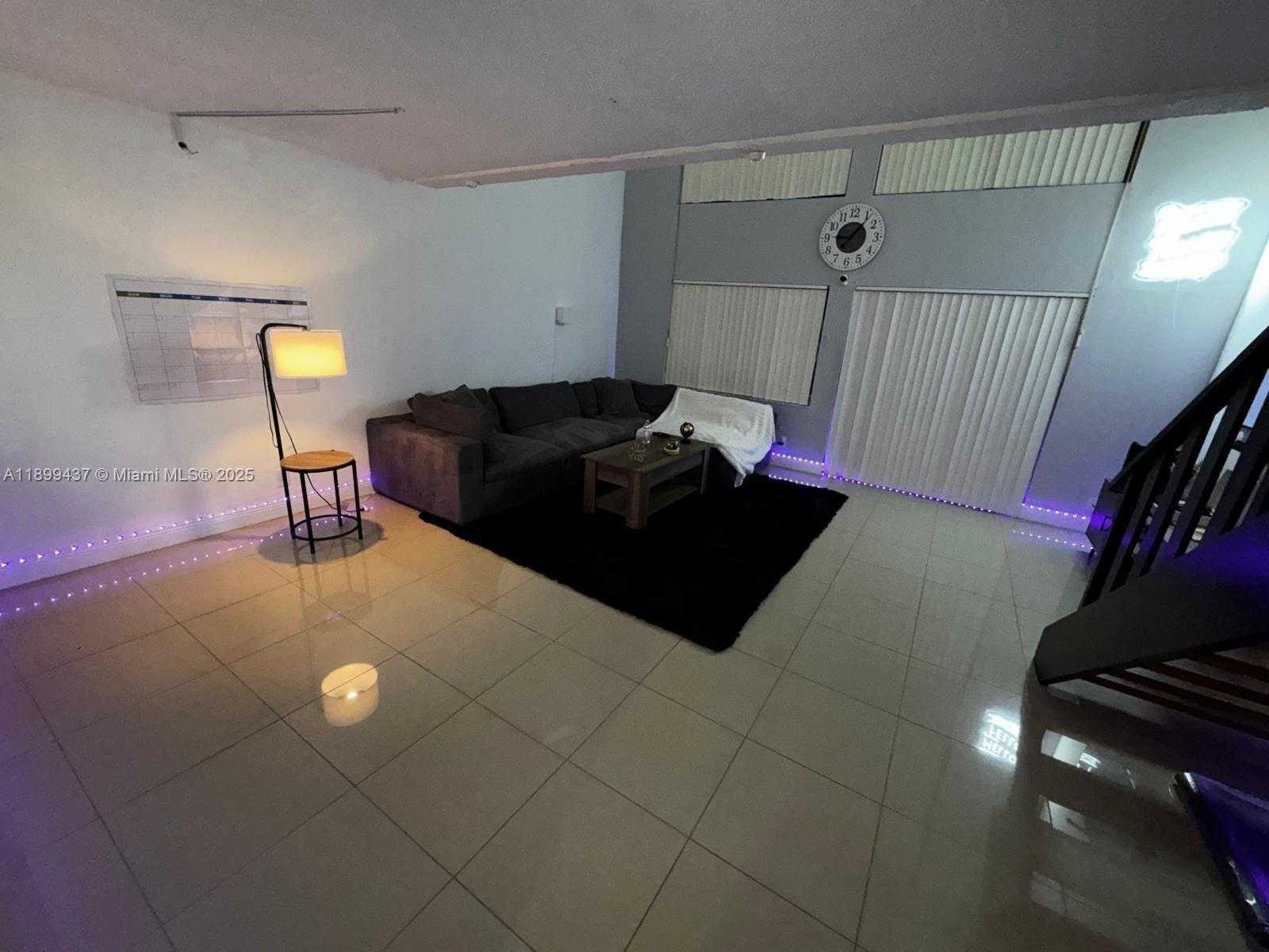 Small Image of 18111 NORTH WEST 68TH AVE #F203, Hialeah Number 5