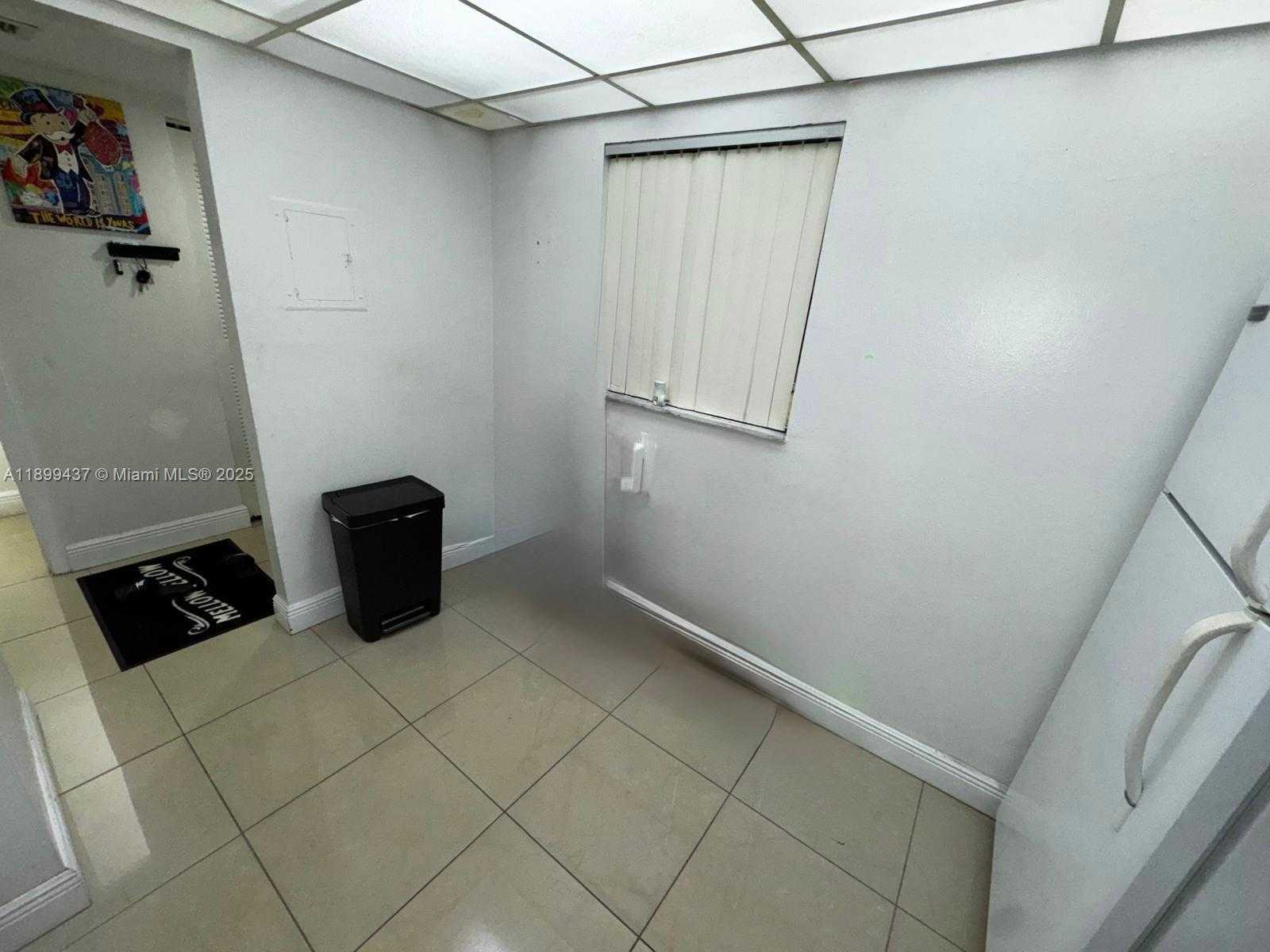 Small Image of 18111 NORTH WEST 68TH AVE #F203, Hialeah Number 9