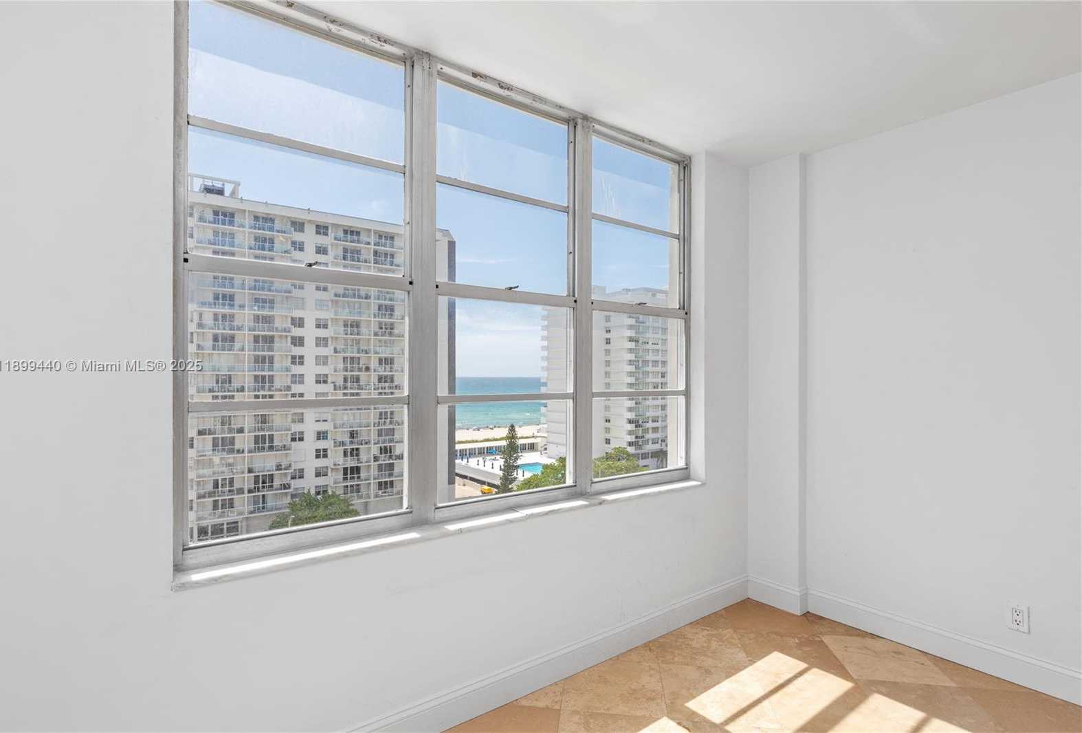 Small Image of 5700 COLLINS #10D, Miami Beach Number 19
