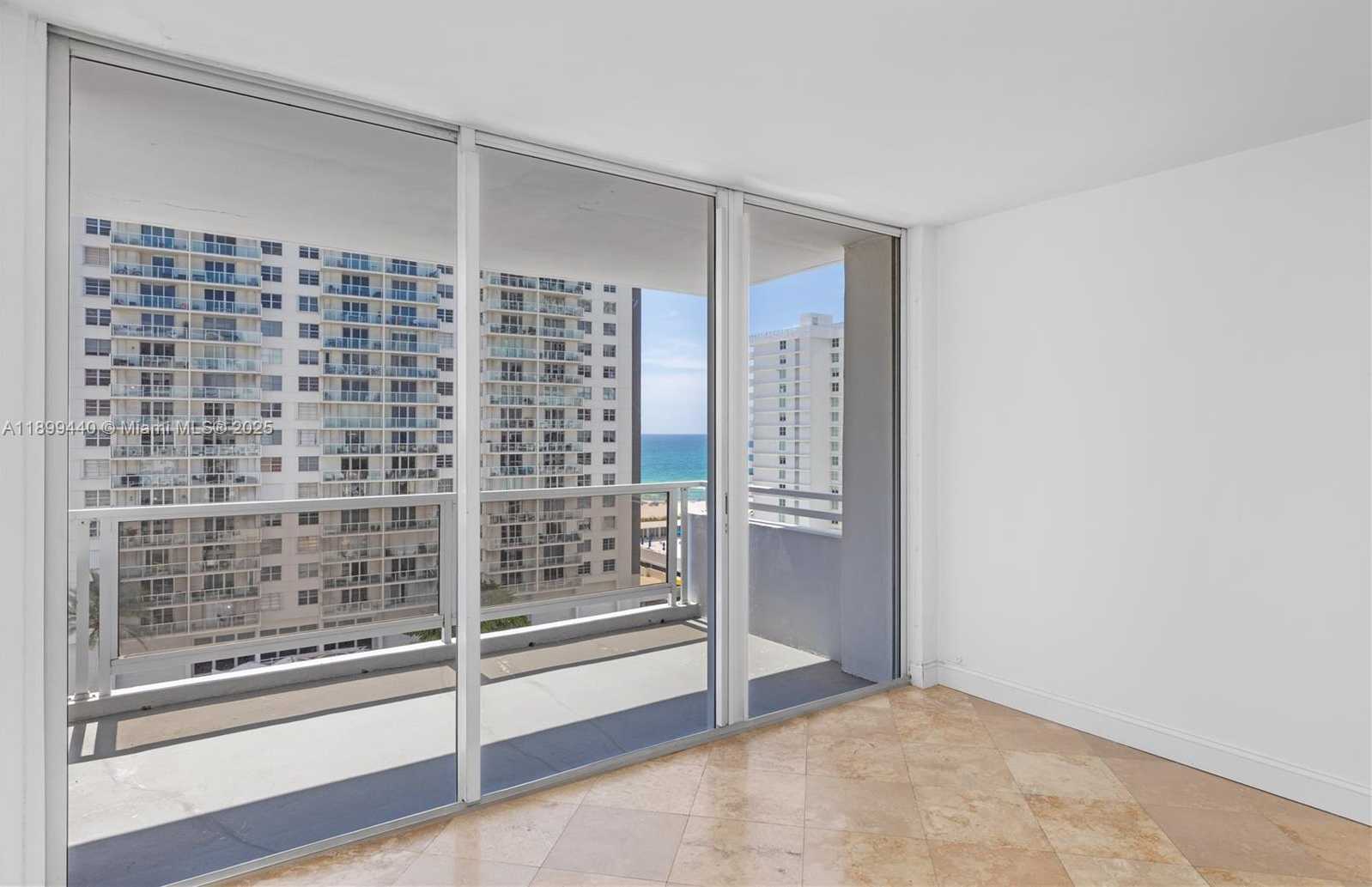Small Image of 5700 COLLINS #10D, Miami Beach Number 2