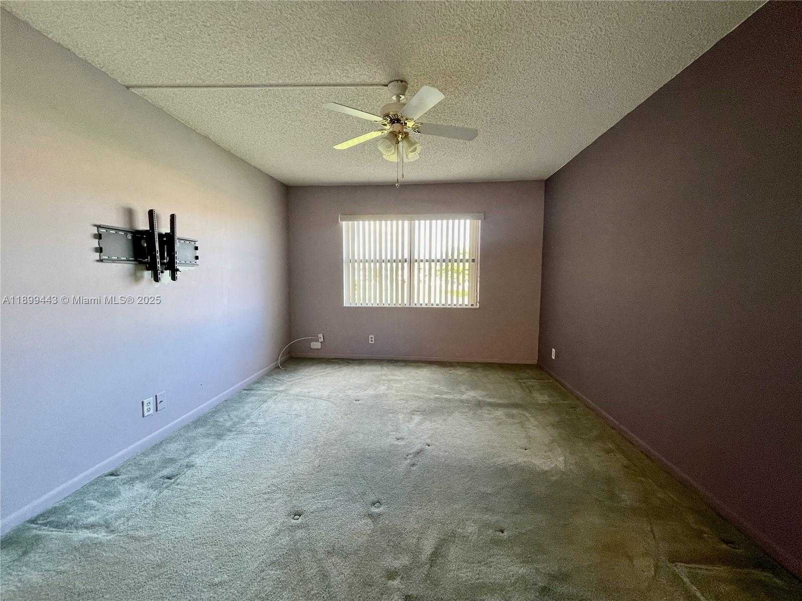 Small Image of 10123 SUNRISE LAKES BLVD #208, Sunrise Number 12