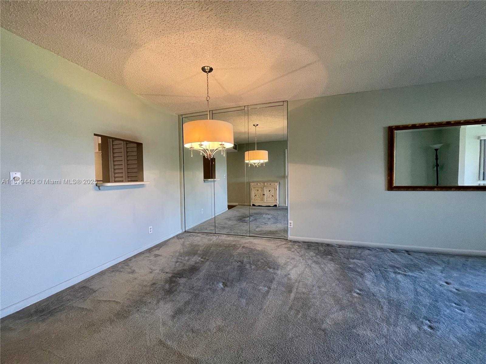 Small Image of 10123 SUNRISE LAKES BLVD #208, Sunrise Number 7