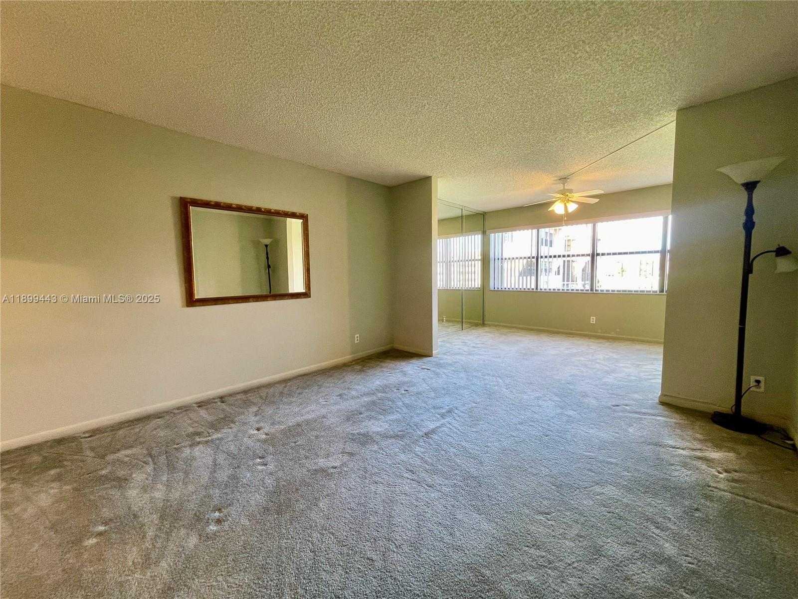 Small Image of 10123 SUNRISE LAKES BLVD #208, Sunrise Number 8
