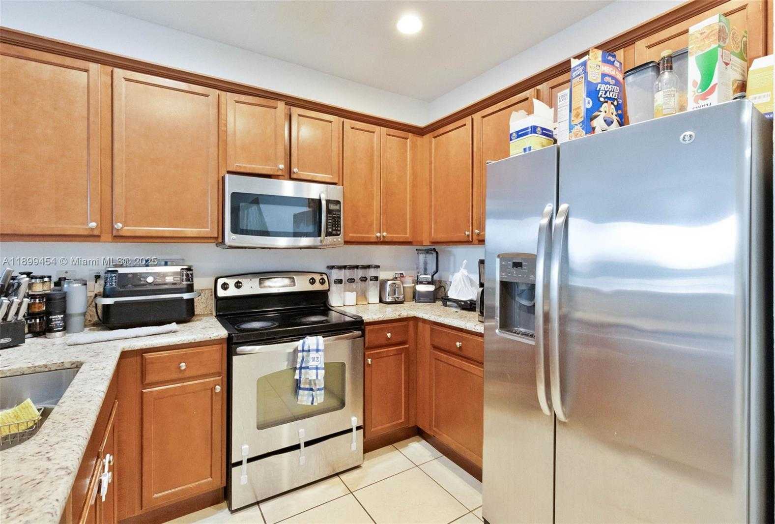 Small Image of 11628 NORTH WEST 87TH LN, Doral Number 10