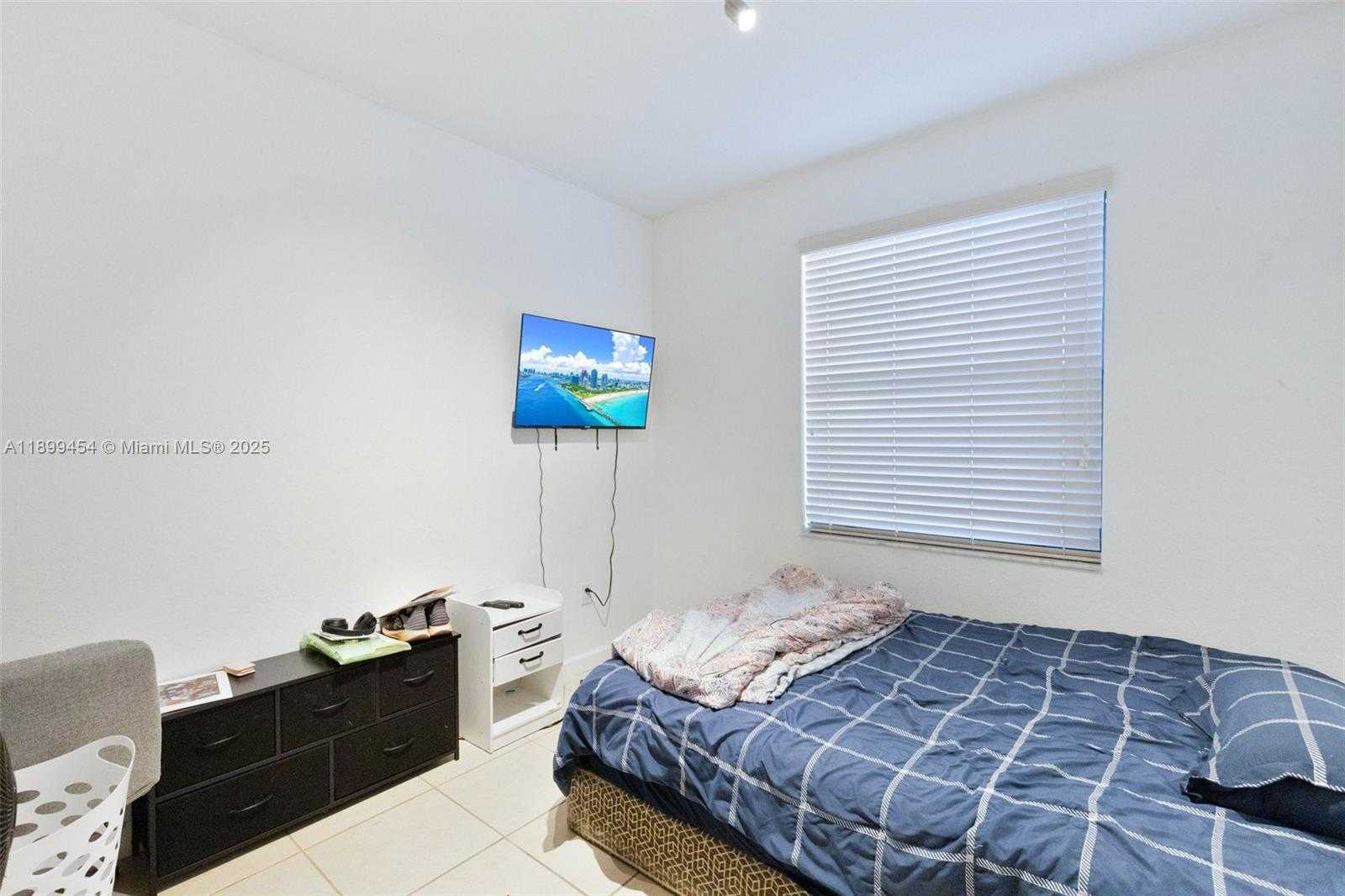 Small Image of 11628 NORTH WEST 87TH LN, Doral Number 13